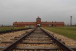 01-polsko-osvetim-koncentracni-tabor-auschwitz-birkenau-brezinka-zide-holocaust