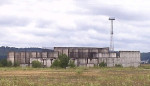 Wikimedia Commons Niedokończona budowa elektrowni atomowej nad Jeziorem Żarnowieckim (Żarnowiec) Autor Jan Jerszyński